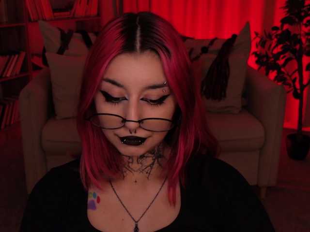 MistressMarcelline live cam on BongaCams