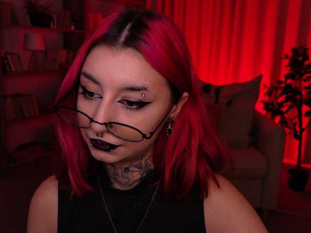 MistressMarcelline live cam on BongaCams