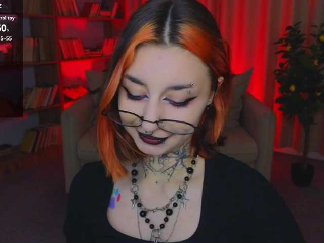 MistressMarcelline live cam on BongaCams