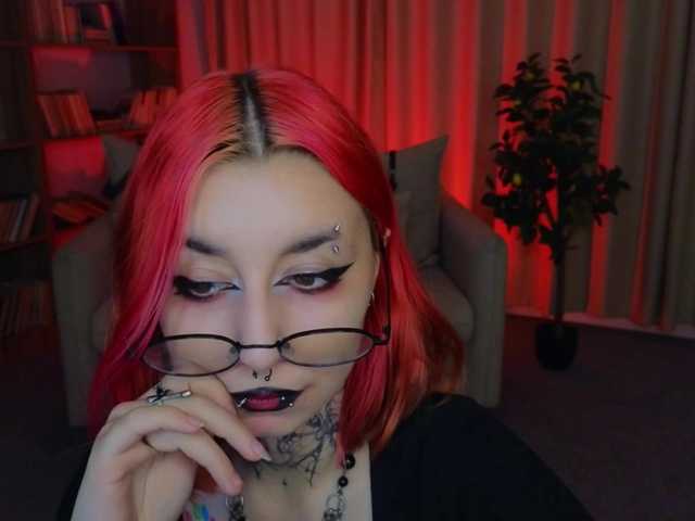 MistressMarcelline live cam on BongaCams