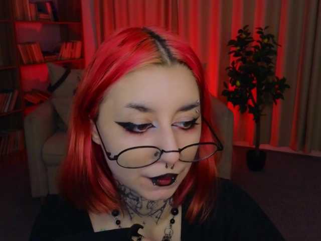MistressMarcelline live cam on BongaCams