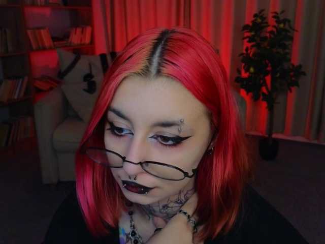 MistressMarcelline live cam on BongaCams