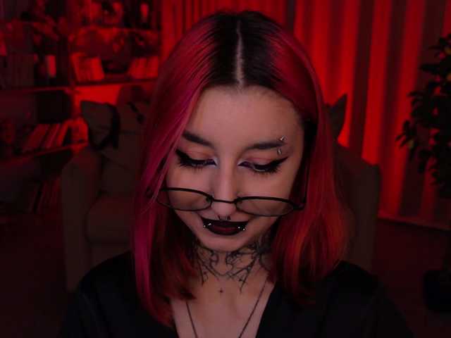 MistressMarcelline live cam on BongaCams