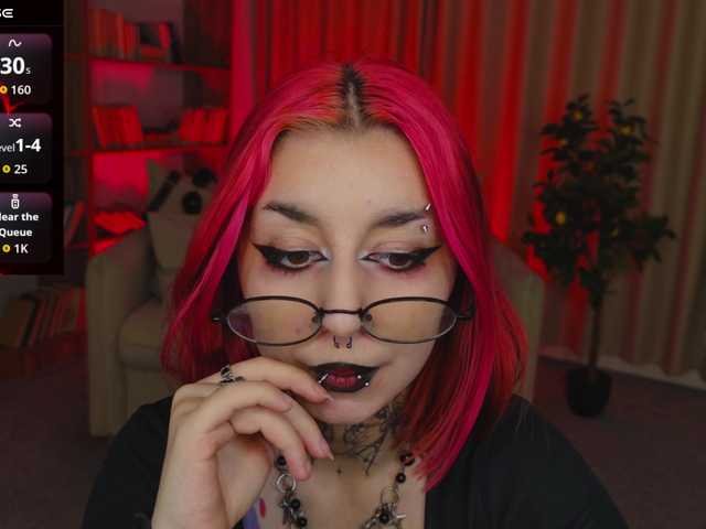 MistressMarcelline live cam on BongaCams
