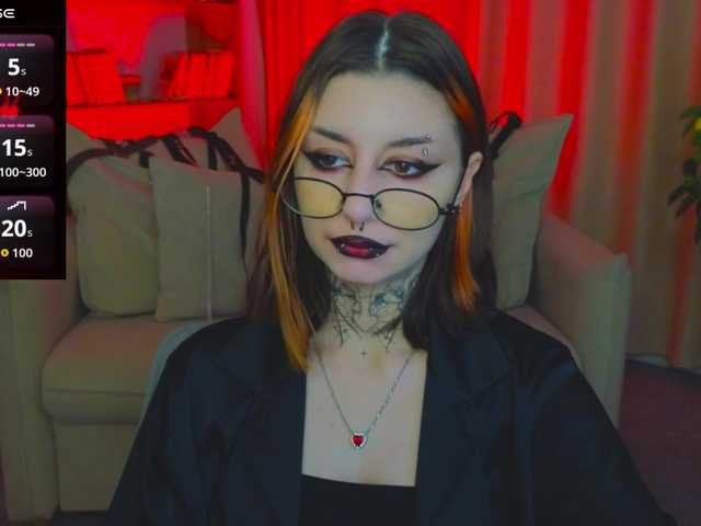 MistressMarcelline's BongaCams show and profile