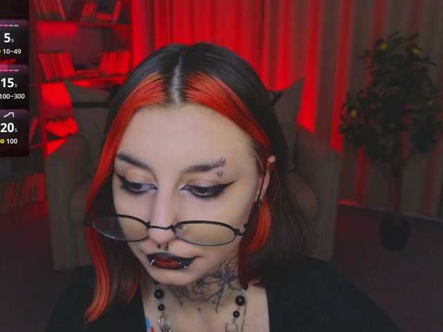 MistressMarcelline live cam on BongaCams