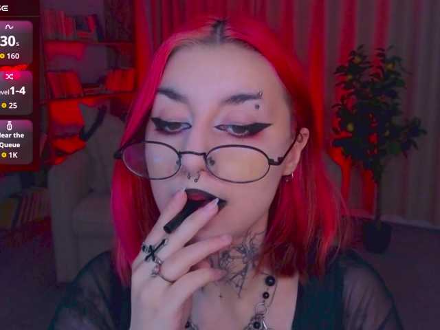 MistressMarcelline live cam on BongaCams