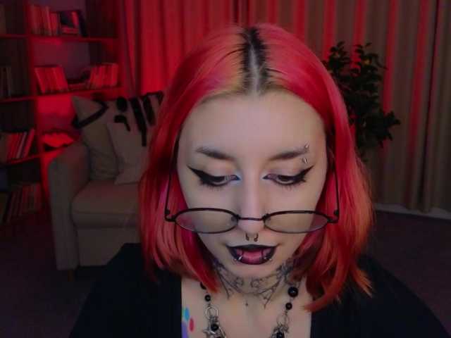 MistressMarcelline live cam on BongaCams