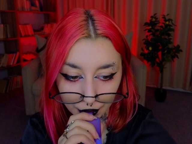 MistressMarcelline live cam on BongaCams