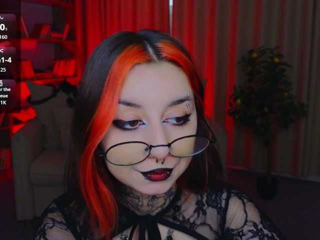 MistressMarcelline live cam on BongaCams