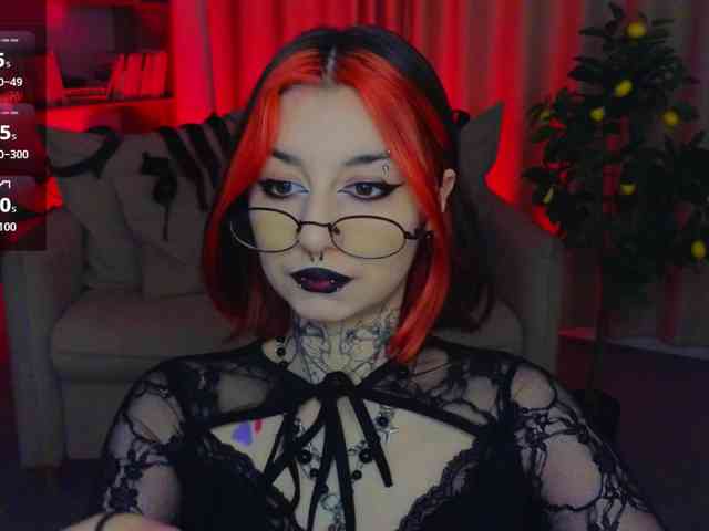 MistressMarcelline webcam