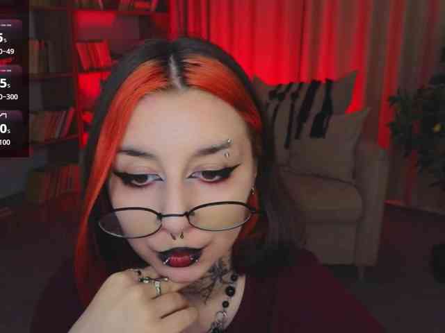 MistressMarcelline webcam