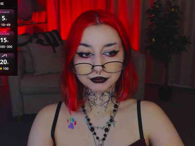 MistressMarcelline webcam