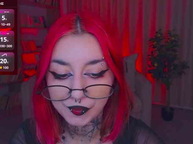 MistressMarcelline webcam