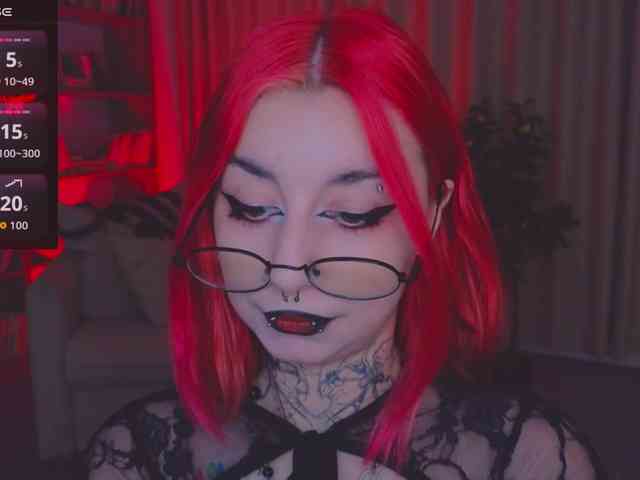 MistressMarcelline webcam