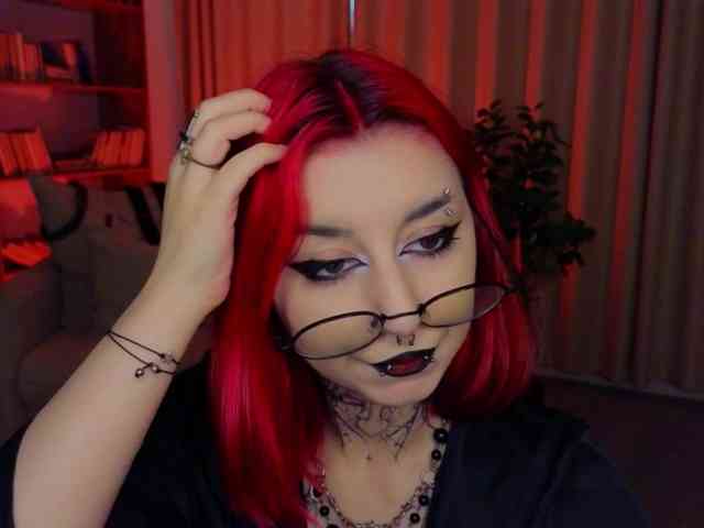 MistressMarcelline webcam