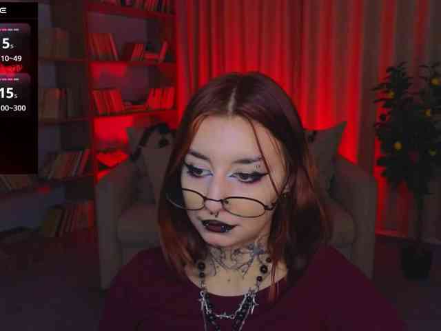 MistressMarcelline webcam