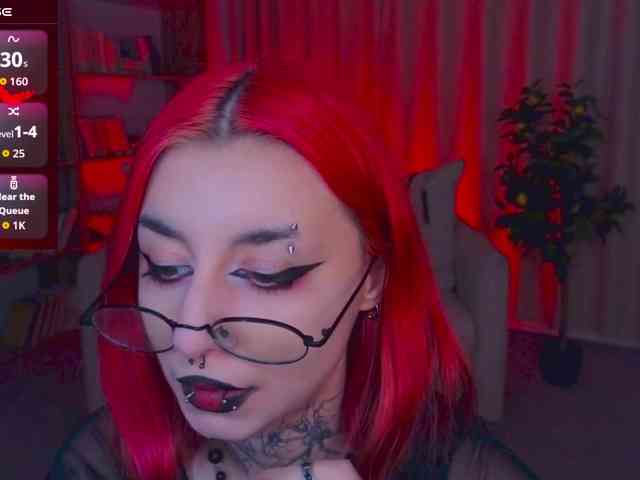 MistressMarcelline webcam