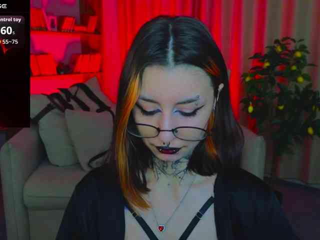 MistressMarcelline webcam