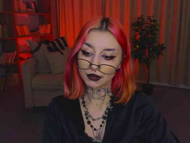 MistressMarcelline MistressMarcelline