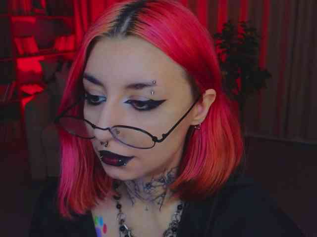 MistressMarcelline webcam