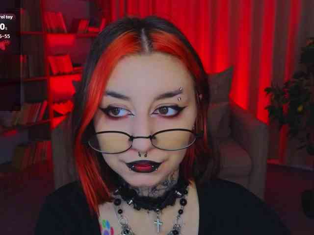 MistressMarcelline webcam