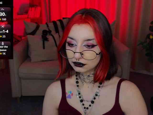 MistressMarcelline webcam