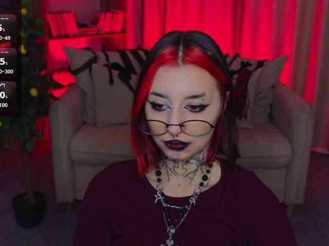 MistressMarcelline webcam