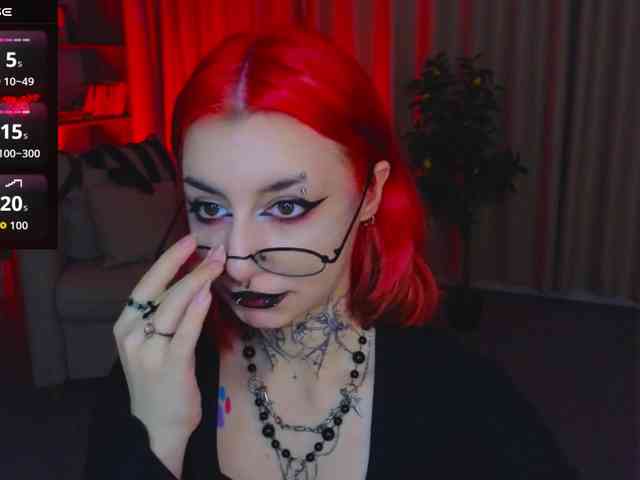 MistressMarcelline webcam