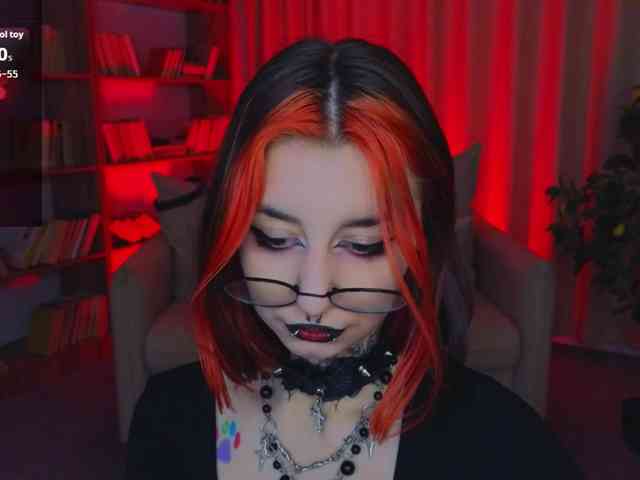 MistressMarcelline webcam