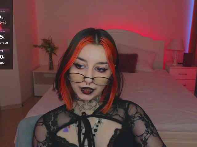 MistressMarcelline webcam