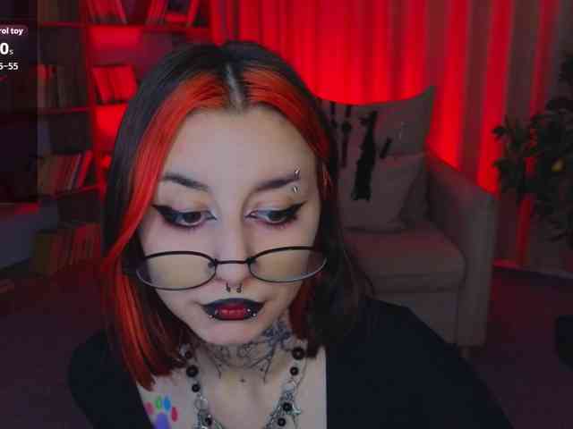 MistressMarcelline webcam