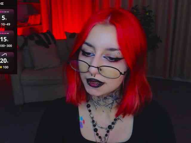 MistressMarcelline webcam