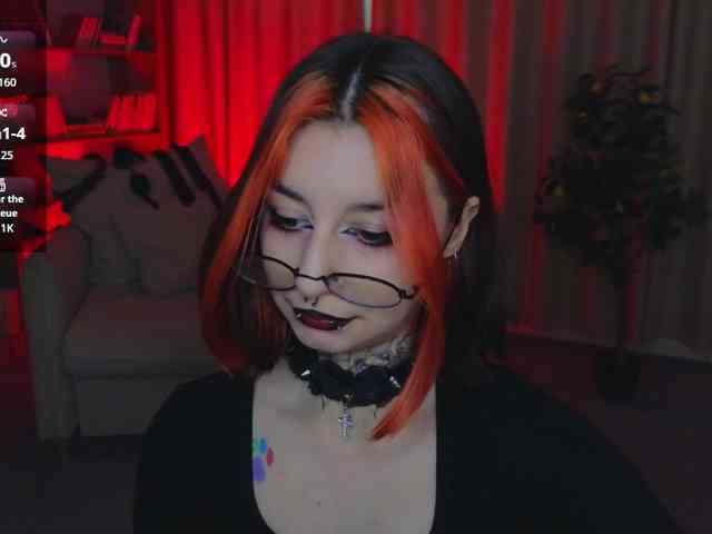 MistressMarcelline webcam