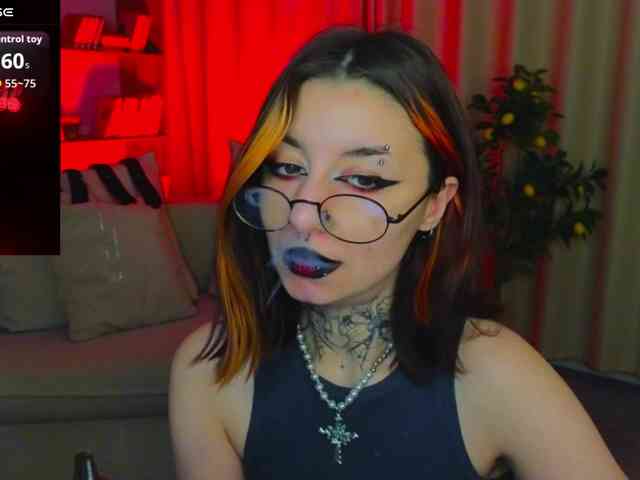 MistressMarcelline webcam