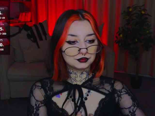 MistressMarcelline webcam
