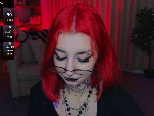 MistressMarcelline webcam