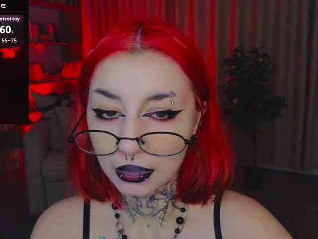 MistressMarcelline webcam