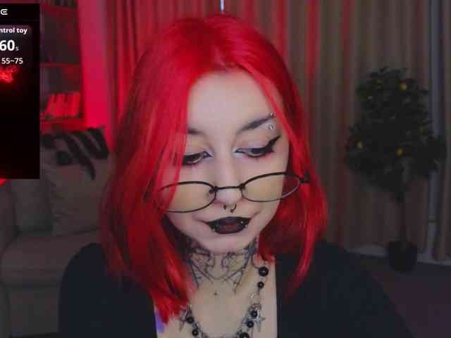 MistressMarcelline webcam