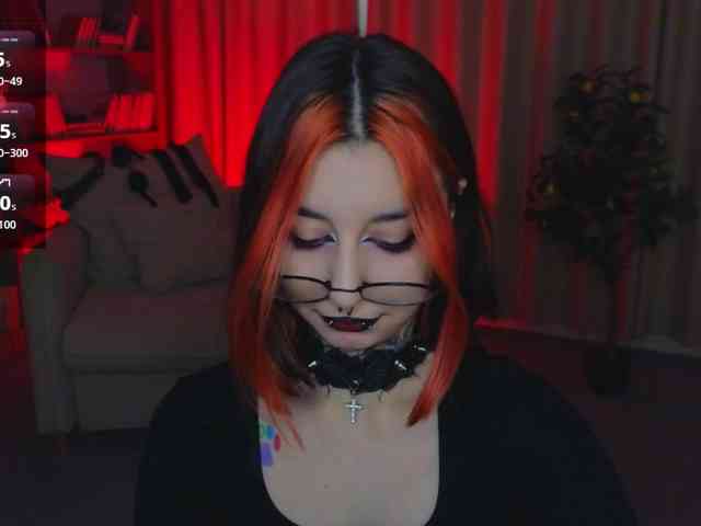 MistressMarcelline webcam