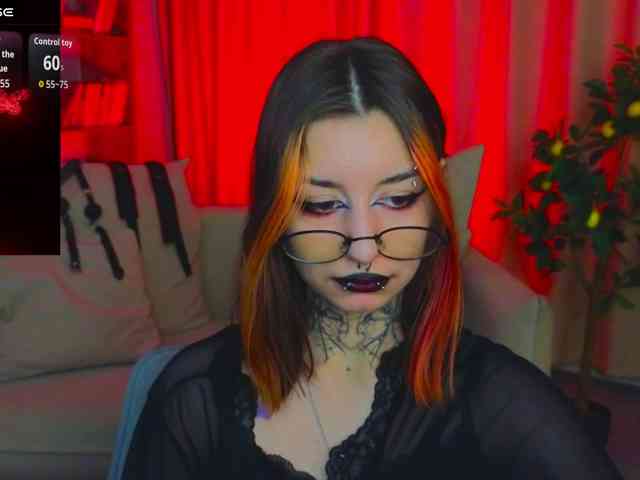 MistressMarcelline webcam