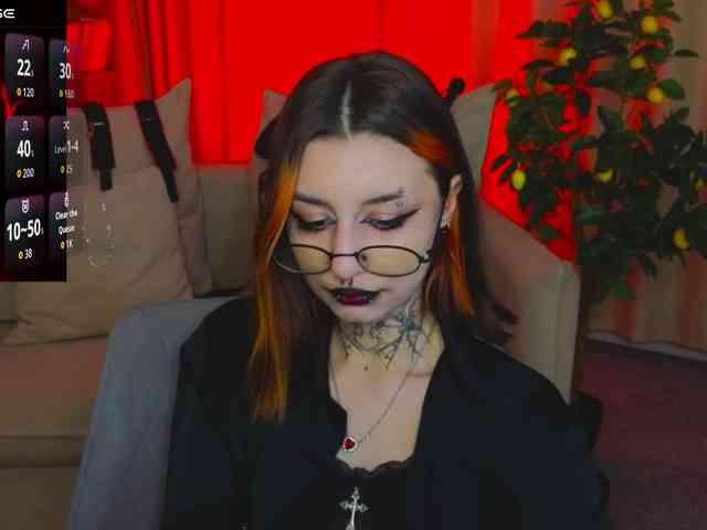 MistressMarcelline webcam