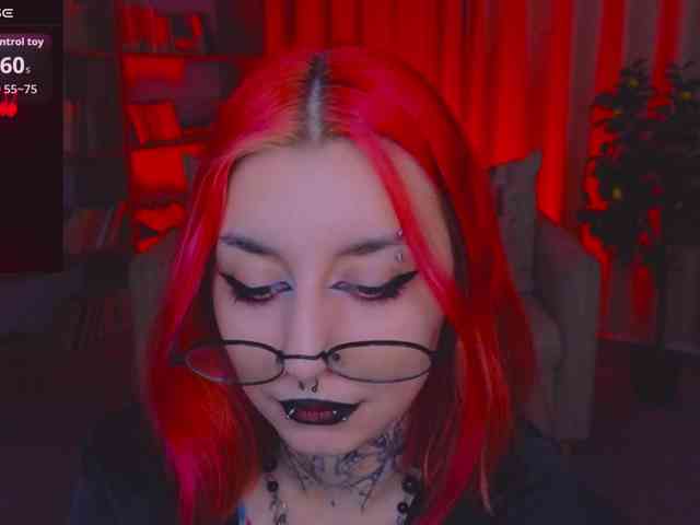 MistressMarcelline webcam