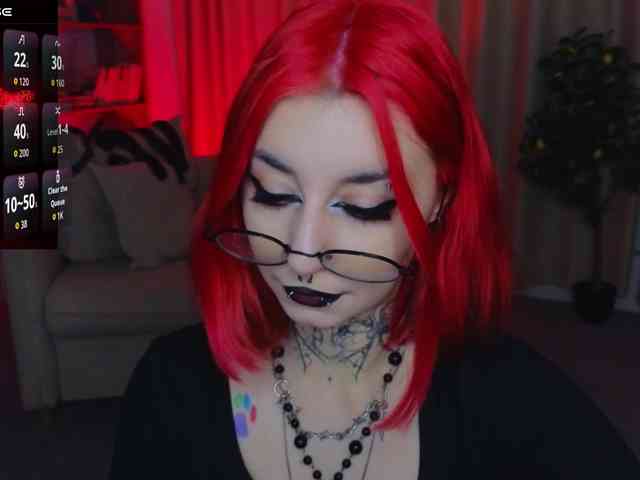 MistressMarcelline webcam