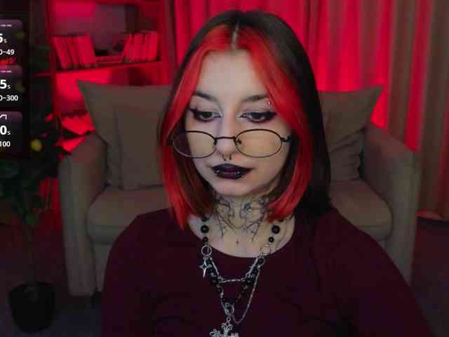 MistressMarcelline webcam