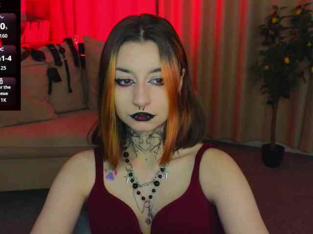 MistressMarcelline webcam