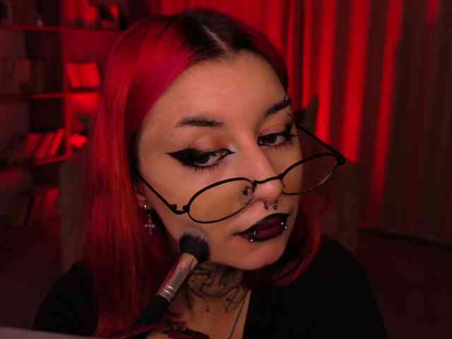 MistressMarcelline webcam
