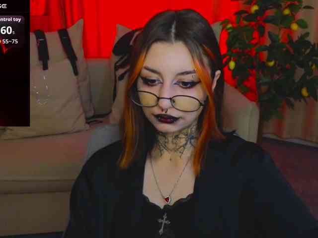 MistressMarcelline webcam