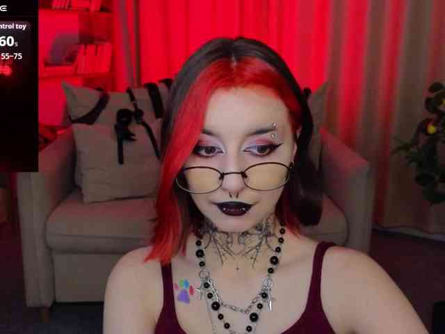 MistressMarcelline webcam