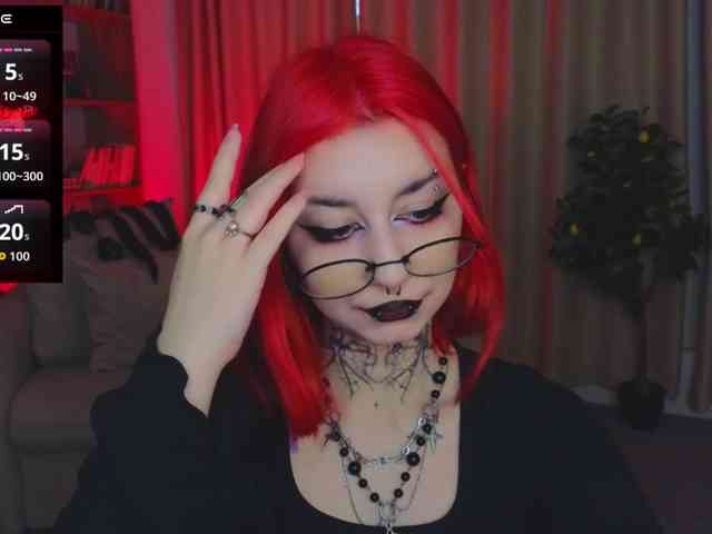 MistressMarcelline webcam